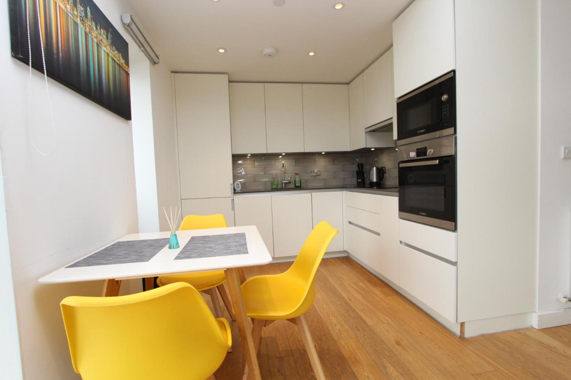 Spacious & Modern 1 Bedroom Close To Station In E16 London Ngoại thất bức ảnh